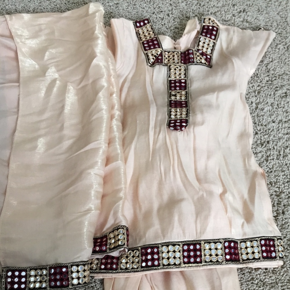 Girls Cream Salwar Suit